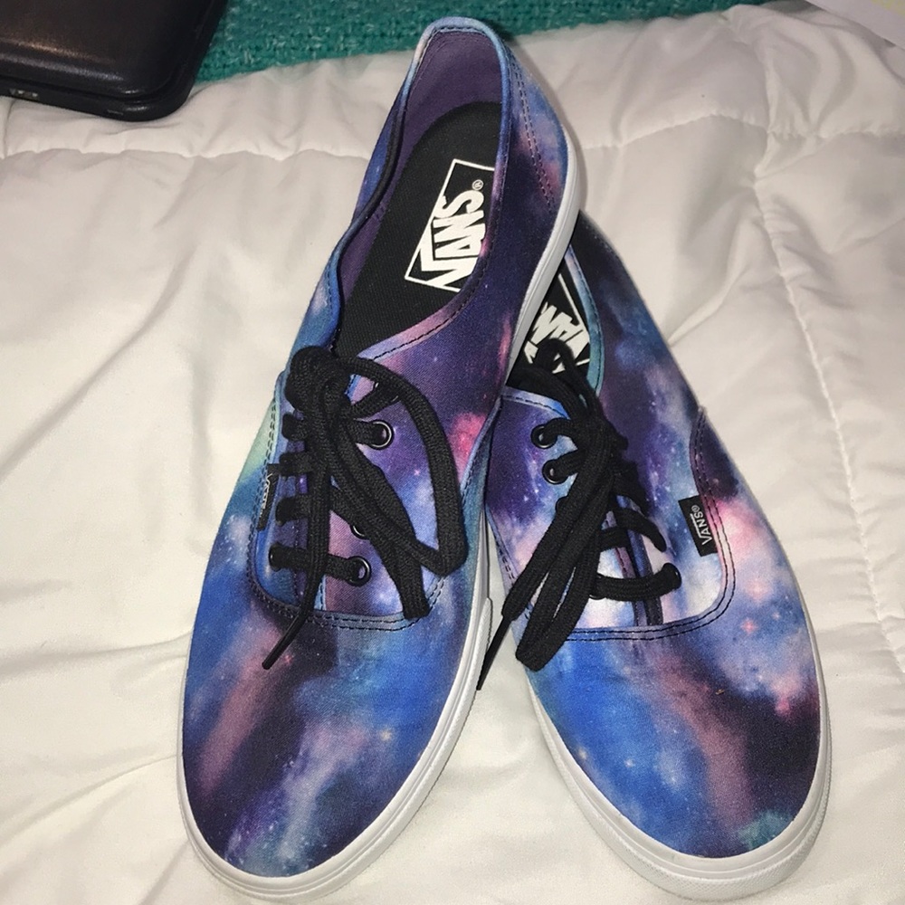 Unused Galaxy Vans